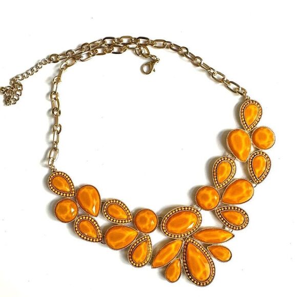 Yellow and gold tone statement necklace - Picture 5 of 8